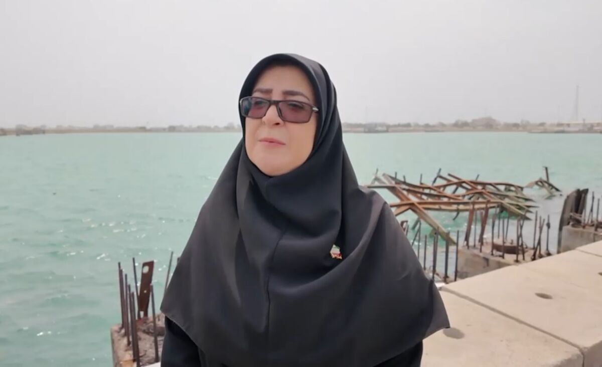 دشمن لنج‌های تجاری بندر جاسک که ‌فعالیت هم نظامی نداشتند را مورد حمله قرار داد
