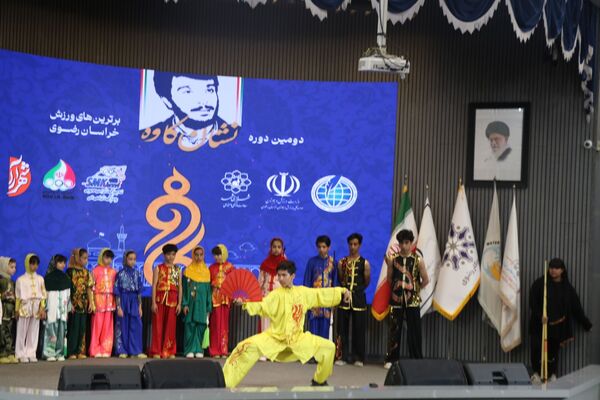 برترین‌های ورزش خراسان‌رضوی در آیین نشان کاوه معرفی شدند