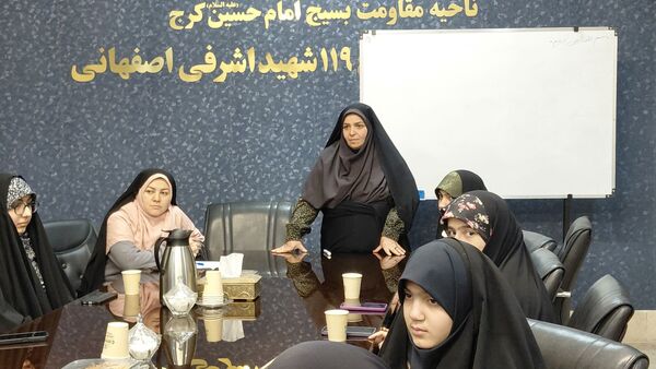 دوره آموزشی فعالان رسانه ناحیه مقاومت بسیج امام حسین(ع)