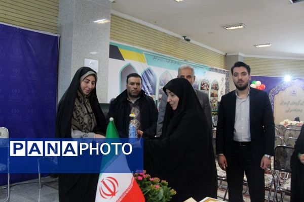 غرفه آموزش و پرورش در نمایشگاه قرآن و عترت تبریز