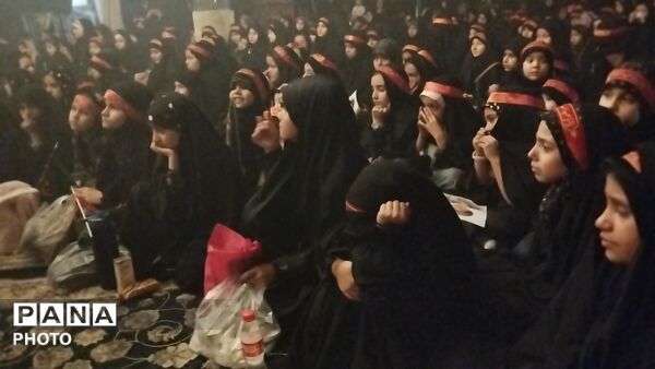 همایش دختران نینوایی در مشهد 