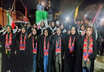 نقش آفرینی دانش آموزان دبستان شهید سید خلیل رضوی نیشابور
