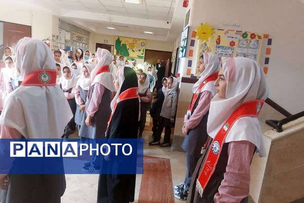 طلوع نشاط و انسجام؛ مراسم صبحگاهی تشکیلاتی در دبستان صدیقه کبری فیروزکوه 