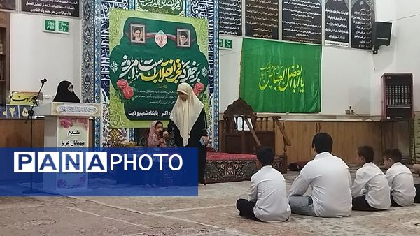 جشن بزرگ انقلاب در مسجد امام حسین (ع) نیشابور 