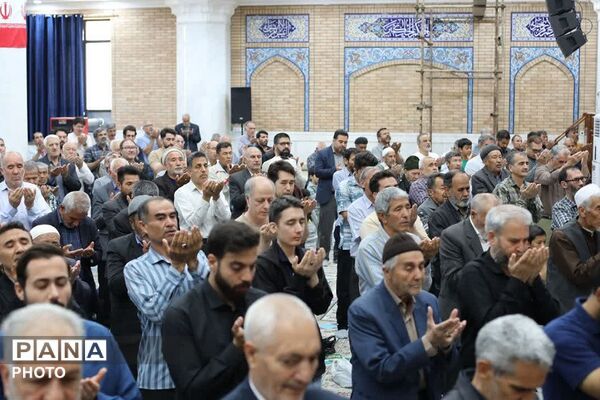 شکوه حضور در نمازجمعه باقرشهر و کهریزک 