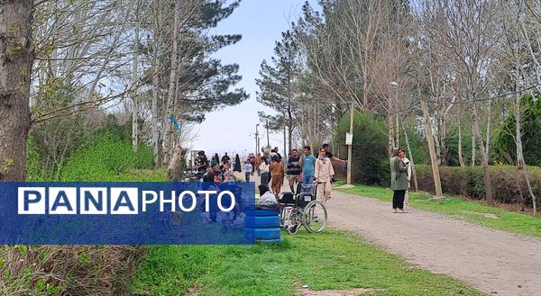 آیین باستانی سیزده بدر در دهکده ی  چوبی نیشابور