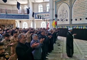 جلوه‌های همدلی و معنویت در نماز جمعه کامیاران