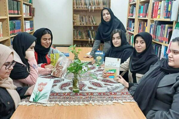 همزمان با دهه فجر، برگزاری برنامه‌های فرهنگی و کتابخوانی در کتابخانه پانزده خرداد پیشوا