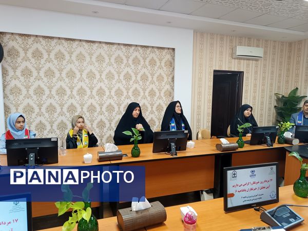 تقدیر از خبرنگاران ممتاز ناحیه ۶ همزمان با روز خبرنگار