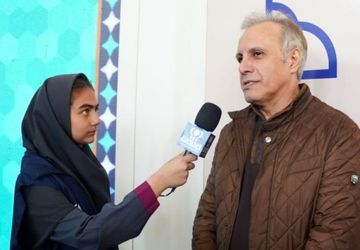 پدر و مادرها برای بچه‌ها قصه بگویند