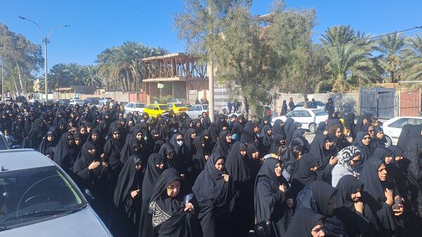 تشییع پیکر مطهر شهید گمنام در شهرستان دارالصابرین بم 