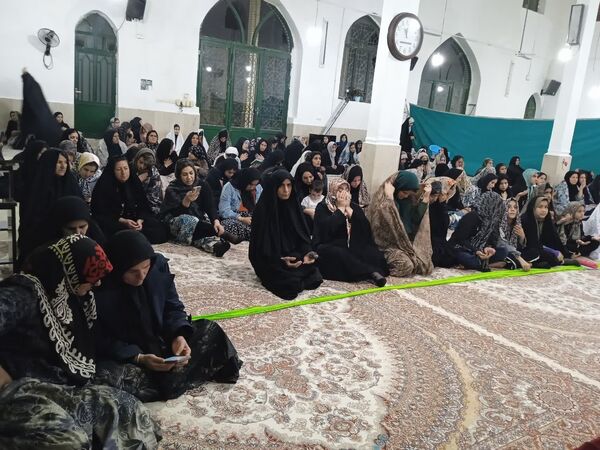 اعتکاف خواهران در مصلای مسجدالنبی کوهنانی؛ هم‌نشینی عبادت، آرامش و همدلی