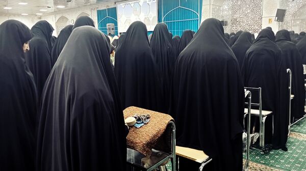 حضور پر شور مردم در نماز جماعت