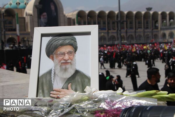 آخرین وداع با قائد شهید: پیکر مطهر آیت‌الله سیدعلی‌خامنه‌ای در میان سیل عاشقان به مصلی تهران رسید 