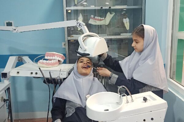 اولین اردوی آموزشی و تفریحی دانش‌آموزان آموزشگاه میمنت زین‌اوقلی در‌ شهر مشاغل