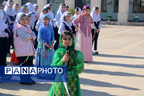 بازارچه حمایت از کسب کار دانش‌آموزان دبستان کیهان بوشهر 