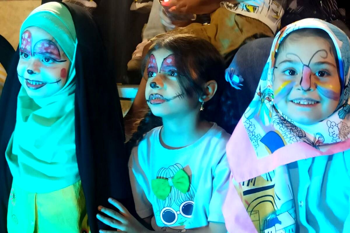 برگزاری جشن بزرگ هفته جهانی کودک در قبله تهران