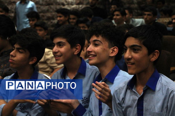 چهل و سومین دوره جشنواره فرهنگی هنری دانش‌آموزان یزد