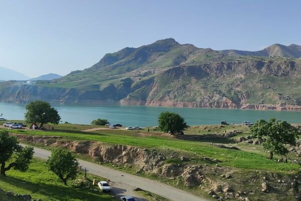 بهار، آغاز دوباره‌ی زندگی طبیعت 