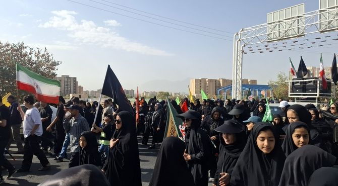 برگزاری پیاده روی جاماندگان اربعین حسینی در شهر مهاجران