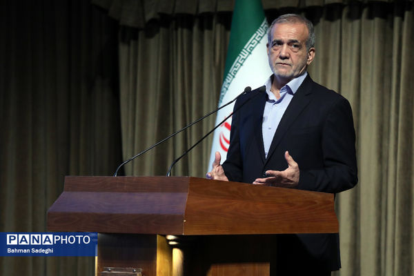 مراسم روز پزشک با حضور رئیس جمهوری