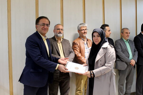 تجلیل از برترین‌های تدریس و یادگیری در جشن نوآوری و خلاقیت در آموزش
