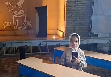 یادبود شهادت رهبر انقلاب و شهدای دانش آموز میناب در یزد