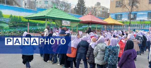 برپایی موکب حضرت رقیه(س) در دبستان شاهد تحقیقی ناحیه۶