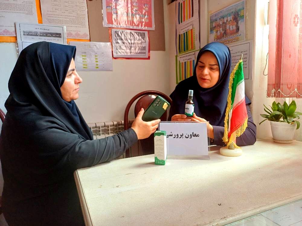 وظیفه مربی ، پرورش روحیه خلاقیت، پرسشگری و خودباوری است.