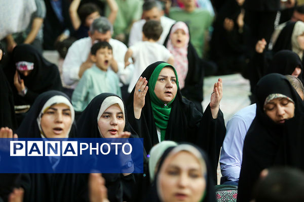 مراسم جشن میلاد پیامبر اکرم(ص) و امام جعفر صادق(ع) در حرم حضرت معصومه(س)