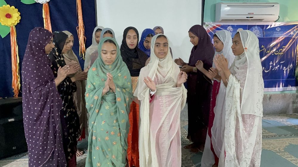 مراسم بزرگداشت مقام معلم در جزیره هرمز