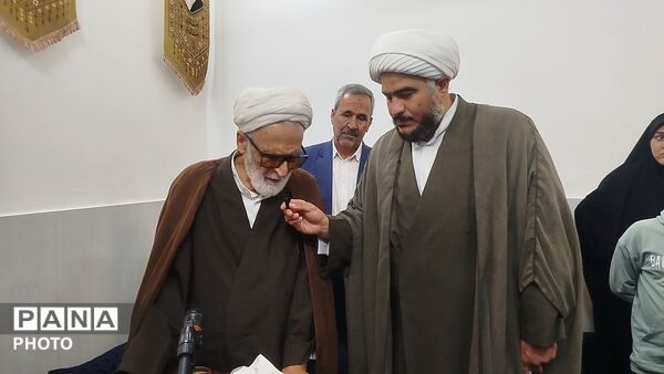 اردوی زیارتی ـ تربیتی یک‌روزه  دانش‌آموزان البرزی در کاروانی به قم و جمکران 