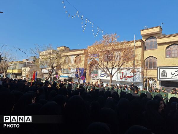 تشیع پیکر مطهر شهید پاسدار محمد صادق نظافتی در کاشمر 