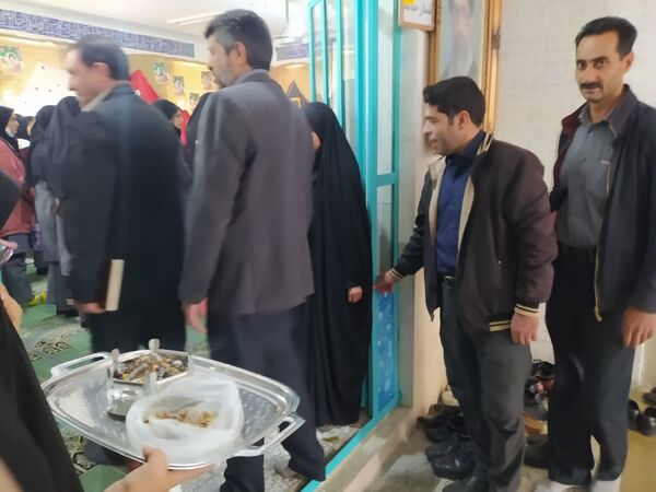 یادواره شهدای دانش‌آموزی در مدارس پسرانه و دخترانه اقلید  