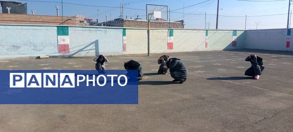 مانور زلزله در دبیرستان دخترانه امید 
