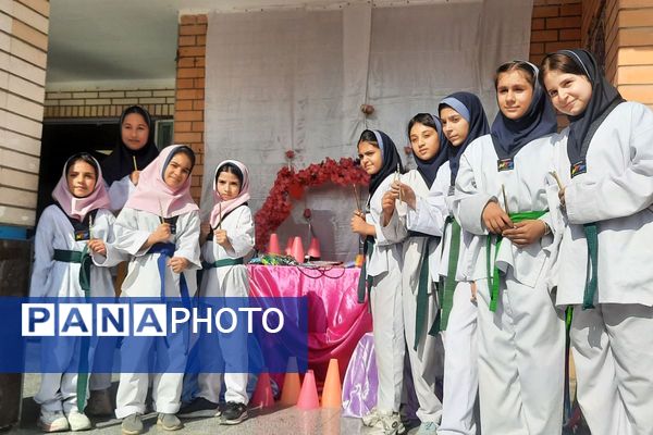 المپیاد درون مدرسه‌ای در مدارس بهارستان دو