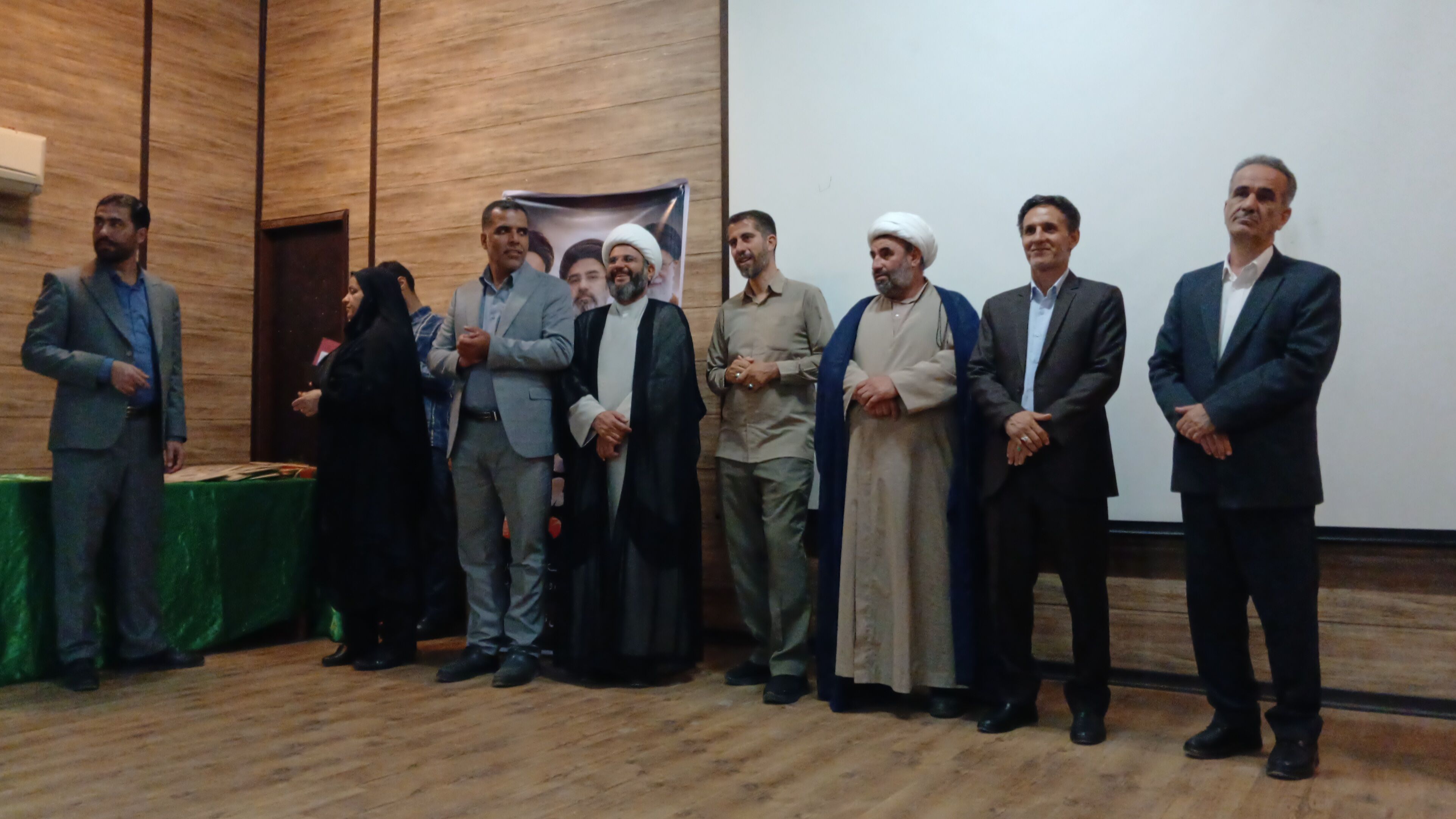 اختتامیه مسابقات قرآن، عترت و نماز دانش‌ آموزی  لرستان 