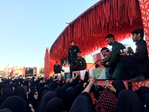 اجتماع بزرگ عزاداران حضرت زهرا(س) همزمان با تشییع شهیدان گمنام دفاع مقدس