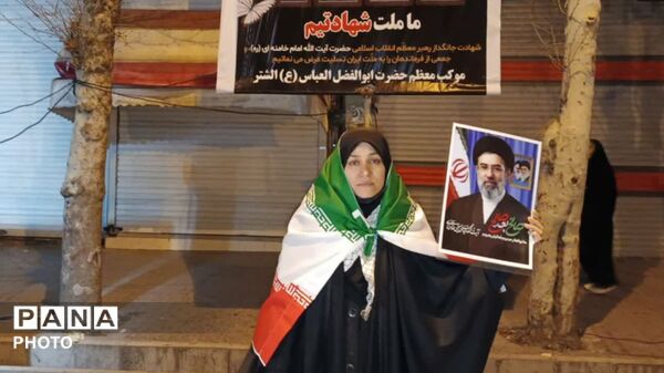  نماز استغاثه و راهپیمایی باشکوه مردم در سوگ رهبر شهید