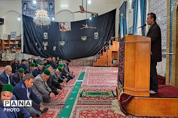 اقامه نماز جمعه در آخرین هفته  ماه مبارک رمضان در شهر بار نیشابور