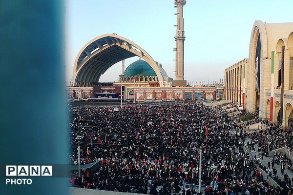 مراسم وداع و بدرقه آقای شهید ایران در مصلی امام خمینی (ره)