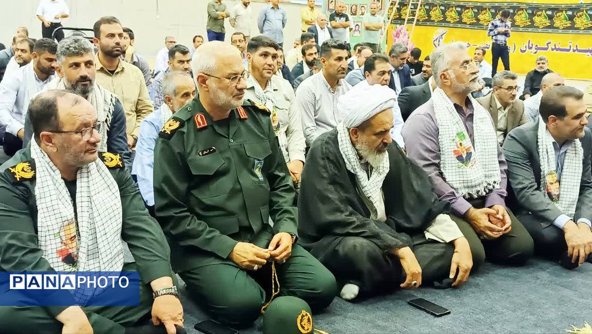 اعزام کارکنان صنعت نفت جنوب برای حضور در مراسم ارتحال امام (ره)