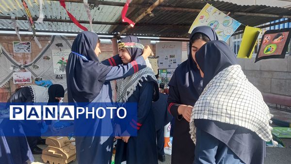 برگزاری مراسم هفته پژوهش در آموزشگاه فرزانگان هیأت امنای ملارد