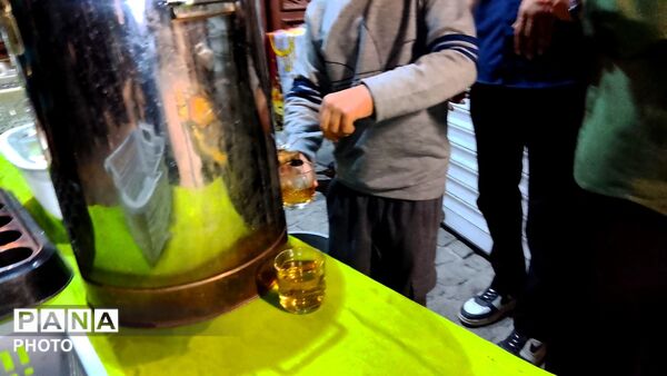 فعالیت چایخانه حوزه علمیه گلشن در قاب پانا