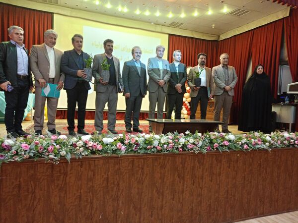 انتخابات شورای انجمن اولیا و مربیان  در نیشابور 