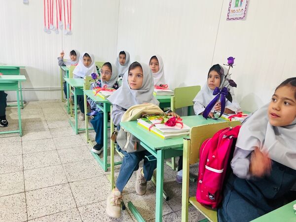جشن شکوفه‌ها در مدارس سملقان