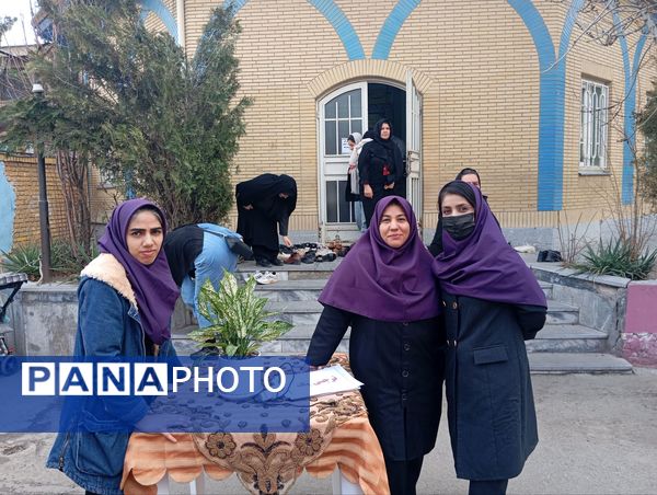 ششمین جلسه آموزش خانواده در دبستان نرجس 