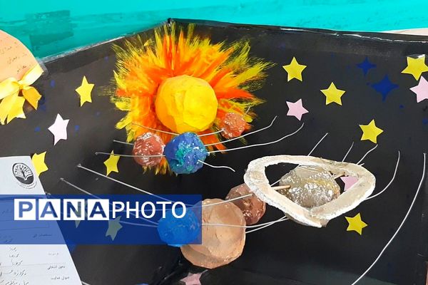 نمایشگاه طرح جابربن‌حیان در دبستان حضرت معصومه (س) بهارستان‌۲