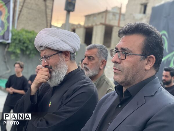 حضور امام جمعه و شهردار کاشمر در مراسم مقتل خوانی روستای طرق
