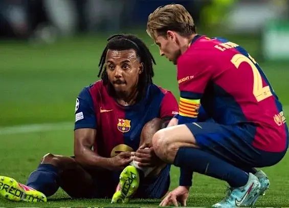 پیچ اشتباه ستاره بارسا؛  ژول کنده روی فرش قرمز جشنواره کن!+عکس